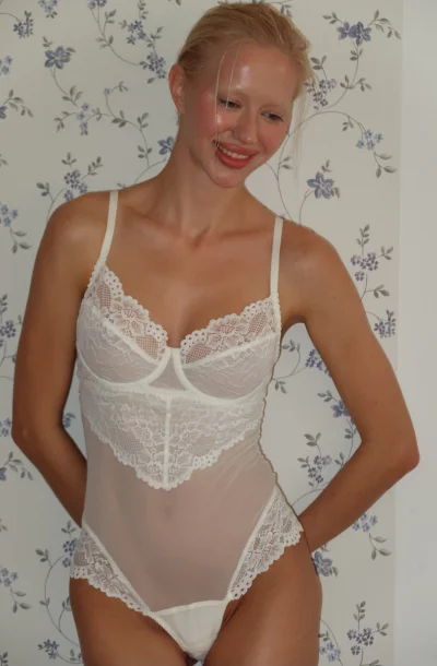 Боди в молочном кружеве  Vivian milk  — фото 4